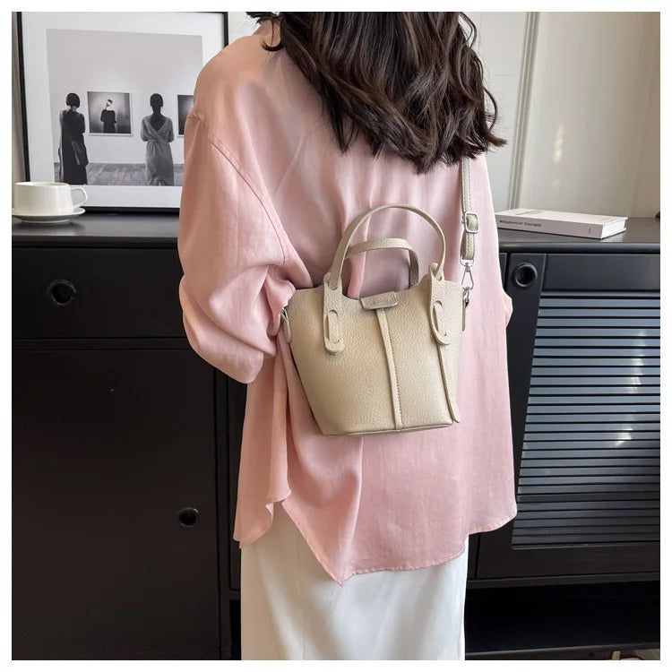 Borsa a Secchiello Minimalista con Tracolla