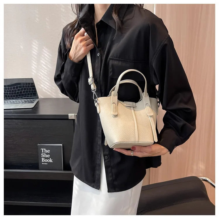 Borsa a Secchiello Minimalista con Tracolla